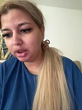 AllysonK Adlı Modelin Canlı XXX Sohbeti
