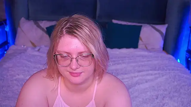 CoolTatis – Live XXX-chat