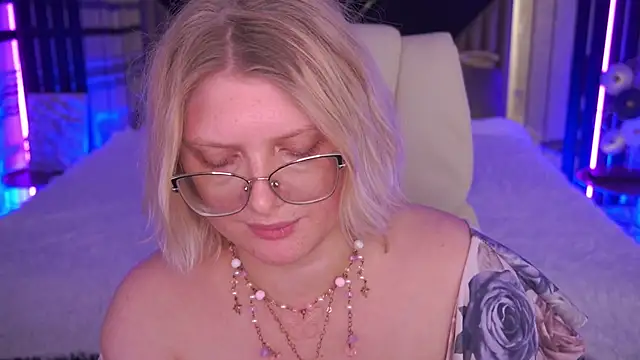 CoolTatis Live XXX-chat