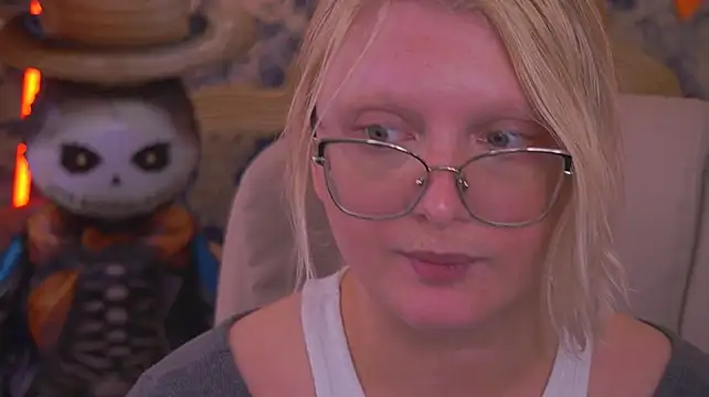 CoolTatis' Webcam Show