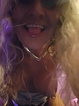 annika_latelyn Webbikameraesitys