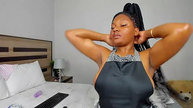 Renee-18n Live XXX chat