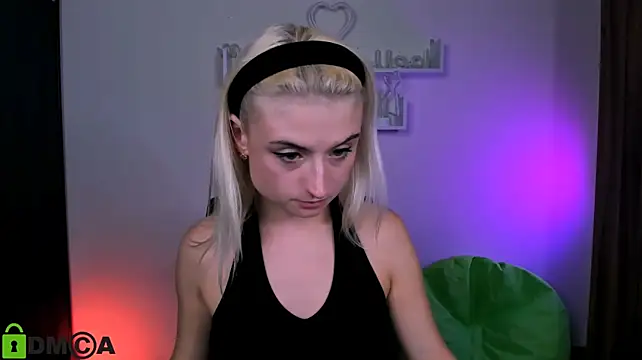 Pokazy przed kamerką – melisa_white1