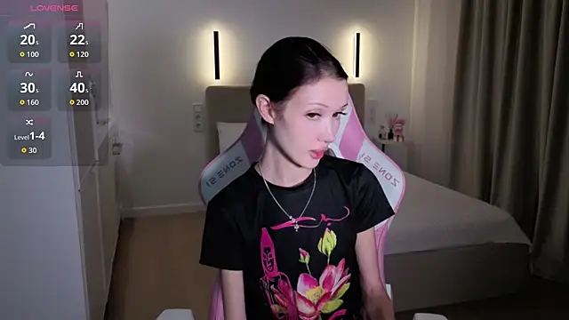 sweetiebones Adlı Modelin Canlı XXX Sohbeti
