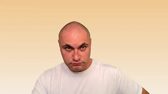 SluggishChase99 Show in webcam
