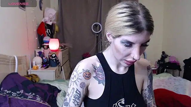 Chatroom XXX en direct de BLACKPeonyy