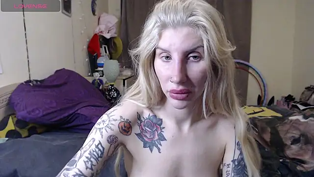 BLACKPeonyy Chat XXX in diretta