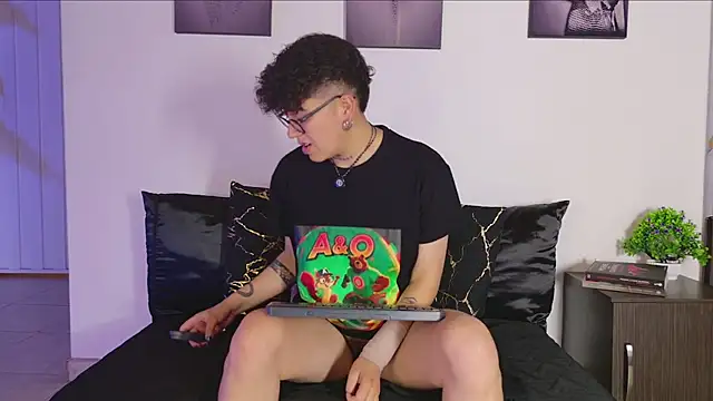 alex_noa XXX чат на живо