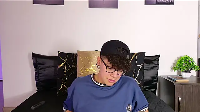 alex_noa's Webcam Show
