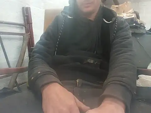 Real-Tra8e webkamerás műsora