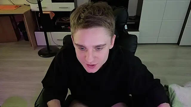angryzan Adlı Modelin Web Kamerası Şovu
