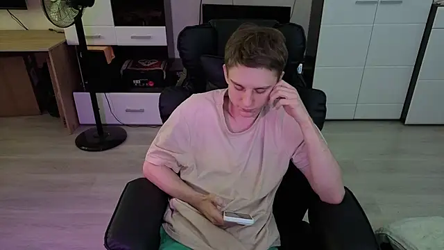 pvlpstvy Webcam Show