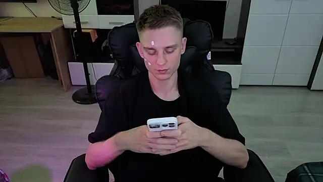 pvlpstvy Pertunjukan Webcam