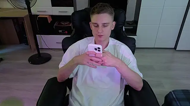 XXX chat uživo modela pvlpstvy