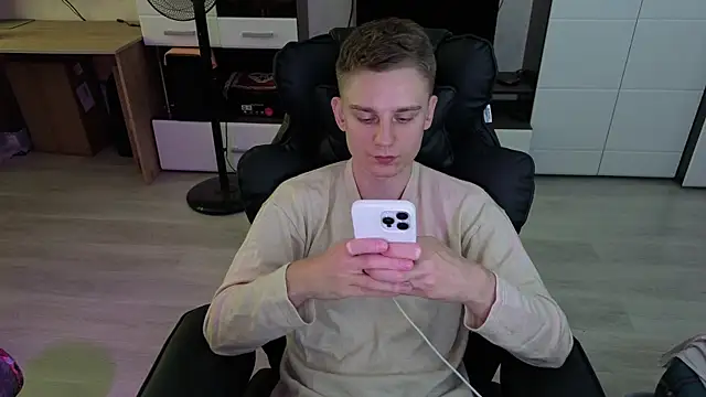 pvlpstvy webkamerás műsora