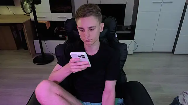 pvlpstvy Webcam show