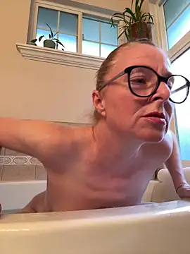 Venus22cumin's Webcam Show