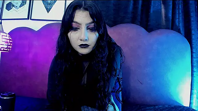 sophy_rock Adlı Modelin Canlı XXX Sohbeti