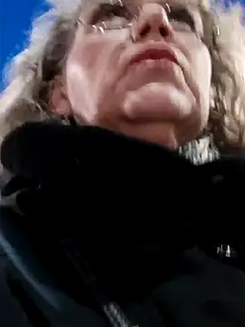 Snezhana Chat XXX live