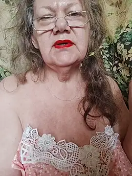 Snezhana Adlı Modelin Canlı XXX Sohbeti