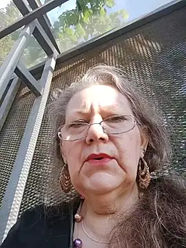 צ'אט XXX בשידור חי של Snezhana