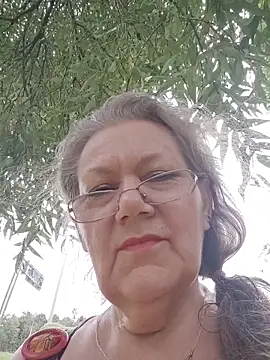 دردشة Snezhana الجنسية المباشرة