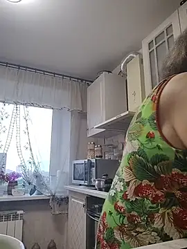 Chat +18 de Snezhana ao vivo