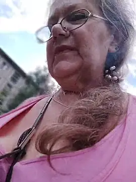 Snezhana Live XXX-Chat