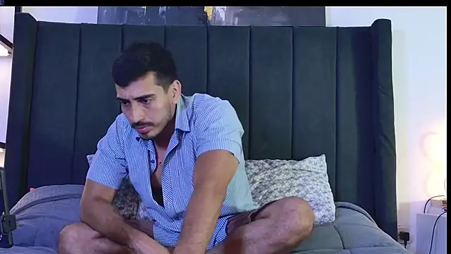 muscle_ares 在線直播表演