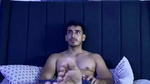 Pokazy przed kamerką – muscle_ares