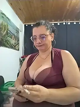 Aleja_Gonzales' Webcam Show
