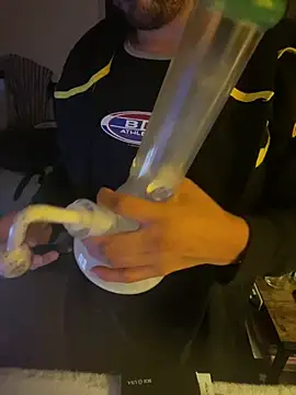 bleauxpuff Show in webcam