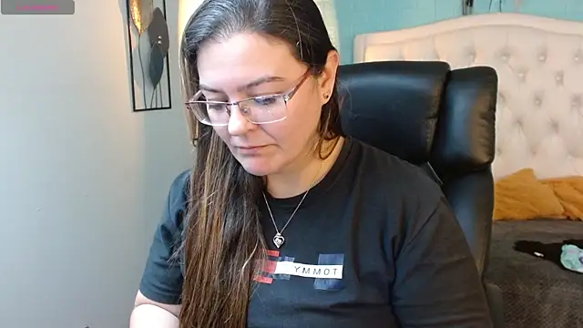 MsJossie Chat XXX live