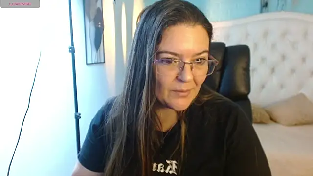 MsJossie XXX чат на живо