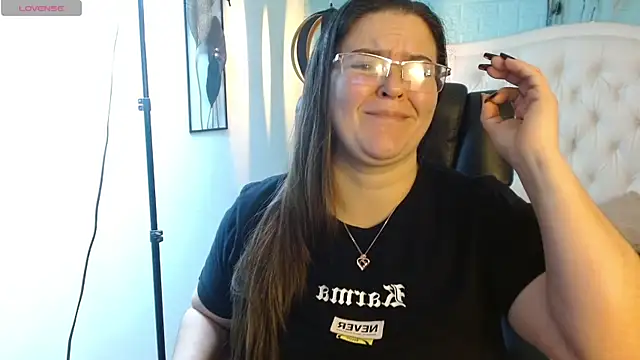 MsJossie Chat XXX live