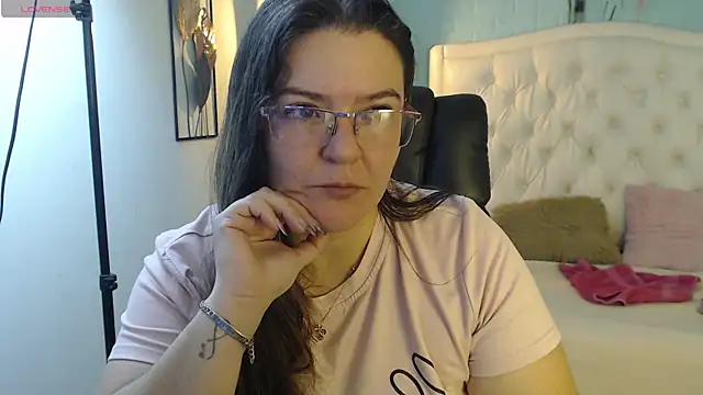 MsJossie Chat XXX live