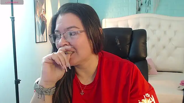 MsJossie XXX чат на живо