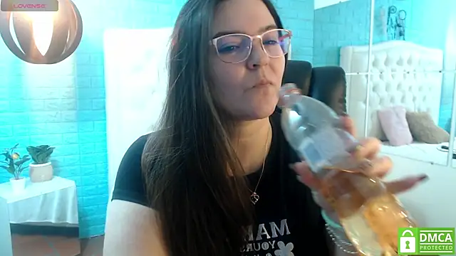 MsJossie XXX чат на живо
