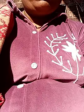 Desi_Biwi's Webcam Show