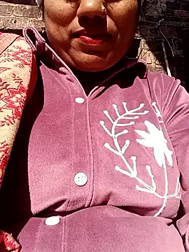 Webkamerová show Desi_Biwi