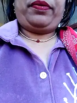 Desi_Biwi Webcam show