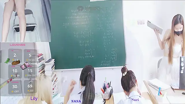 Show modela _Math_ na web-kameri
