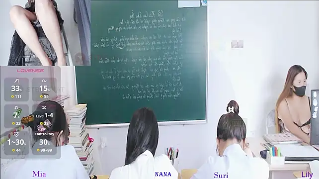 _Math_: διαδικτυακό σόου στην κάμερα