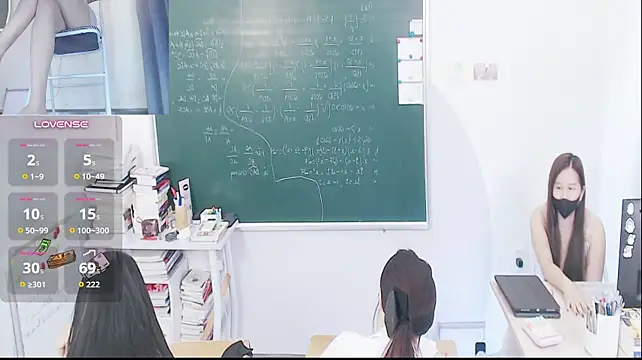 _Math_: διαδικτυακό σόου στην κάμερα