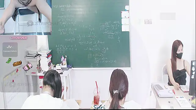 _Math_: вебкам-шоу