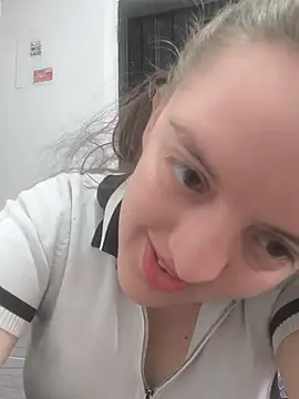Venus_Santana XXX чат на живо