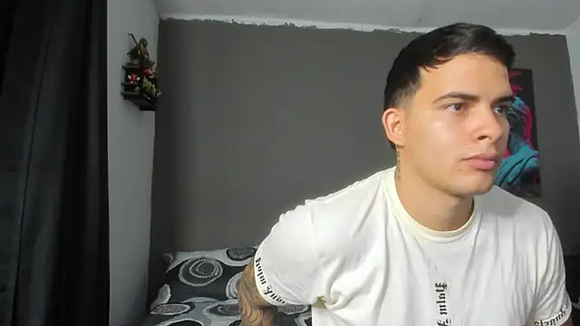 jacob_firexx Show Webcam