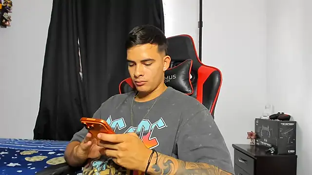 Chat XXX en directo de jacob_firexx