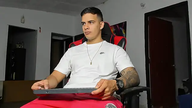 jacob_firexx XXX чат на живо
