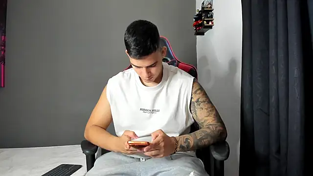 jacob_firexx Chat XXX in diretta